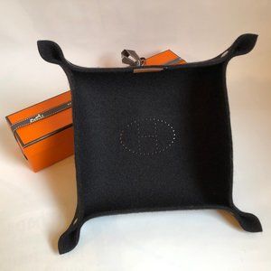 Hermès, Mises et Relances – Black wool felt Change Tray